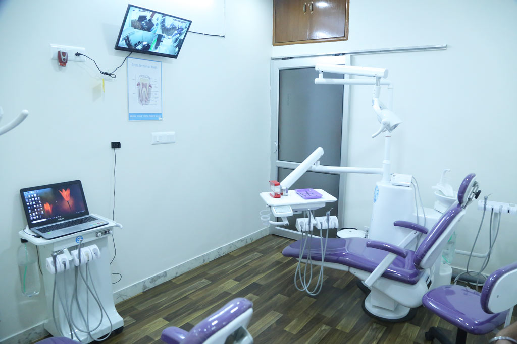 Vital Dental Care Dwarka Sector 6 Flagship Clinic Reception